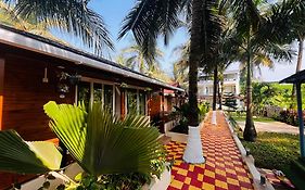 Maitree Beach Resort